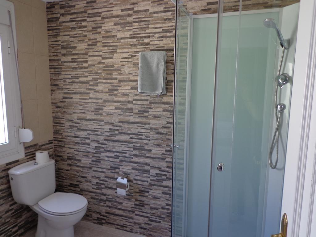 Habitación Doble con baño privado - 2 camas